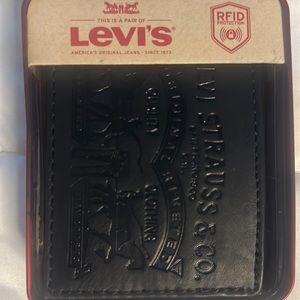 Brand new Levi Strauss wallet